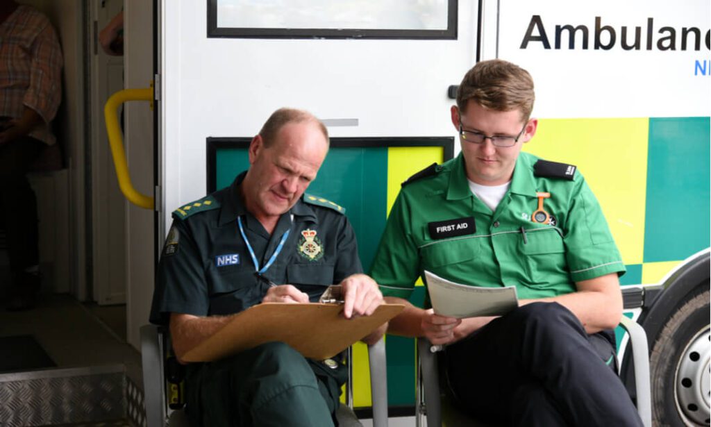 ambulance-care-assistant-in-uk-training-tale