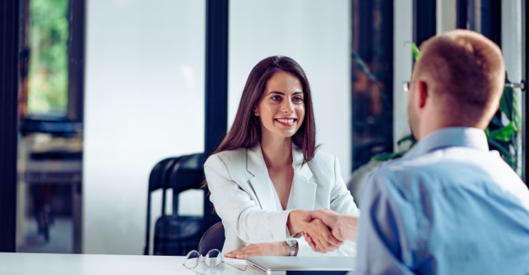 HR & Payroll Assistant