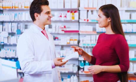 pharmacy assistant job responsibilities