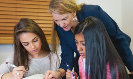 How Do You Become a Teaching Assistant With No Experience? 