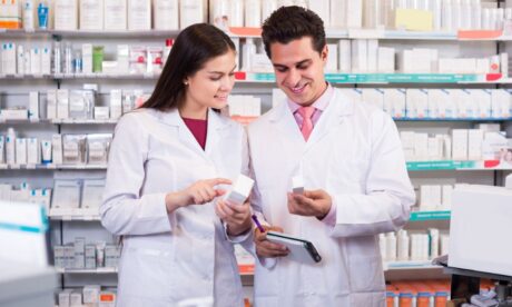 How Much Does A Pharmacy Technician Earn In The UK?