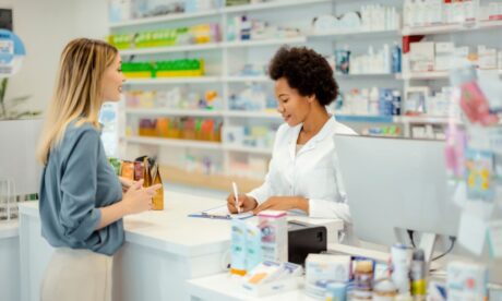 wage for pharmacy tech